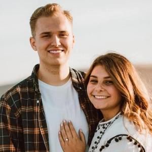 Meet your Posher, Ethan